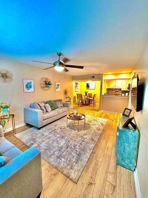 Beautiful/Spacious 2 Bedroom Houston Near Galleria Extérieur photo